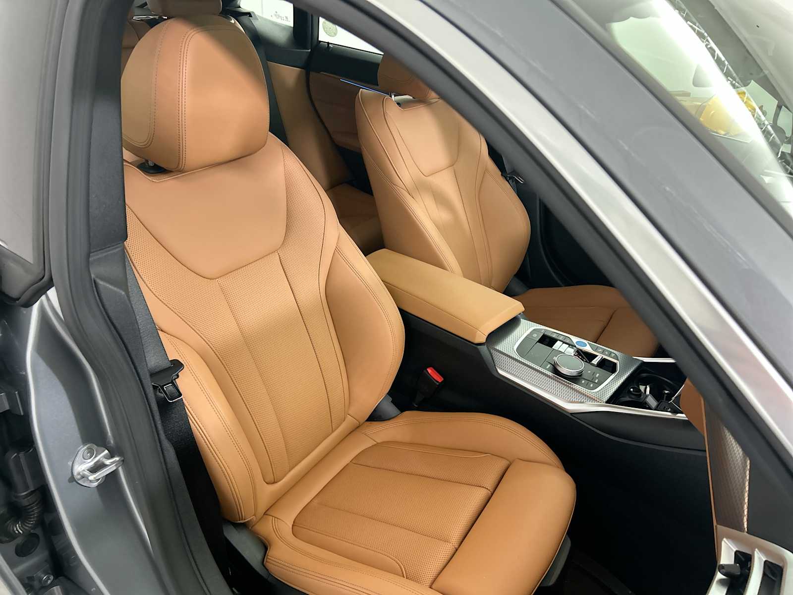 Thumbnail: 2025 BMW i4 - 26