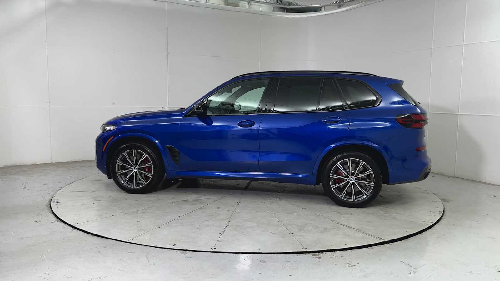 Thumbnail: 2026 BMW X5 - 5