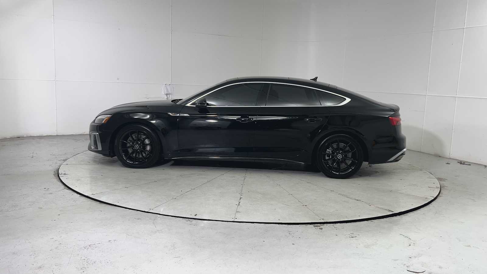 Thumbnail: 2023 Audi A5 - 5