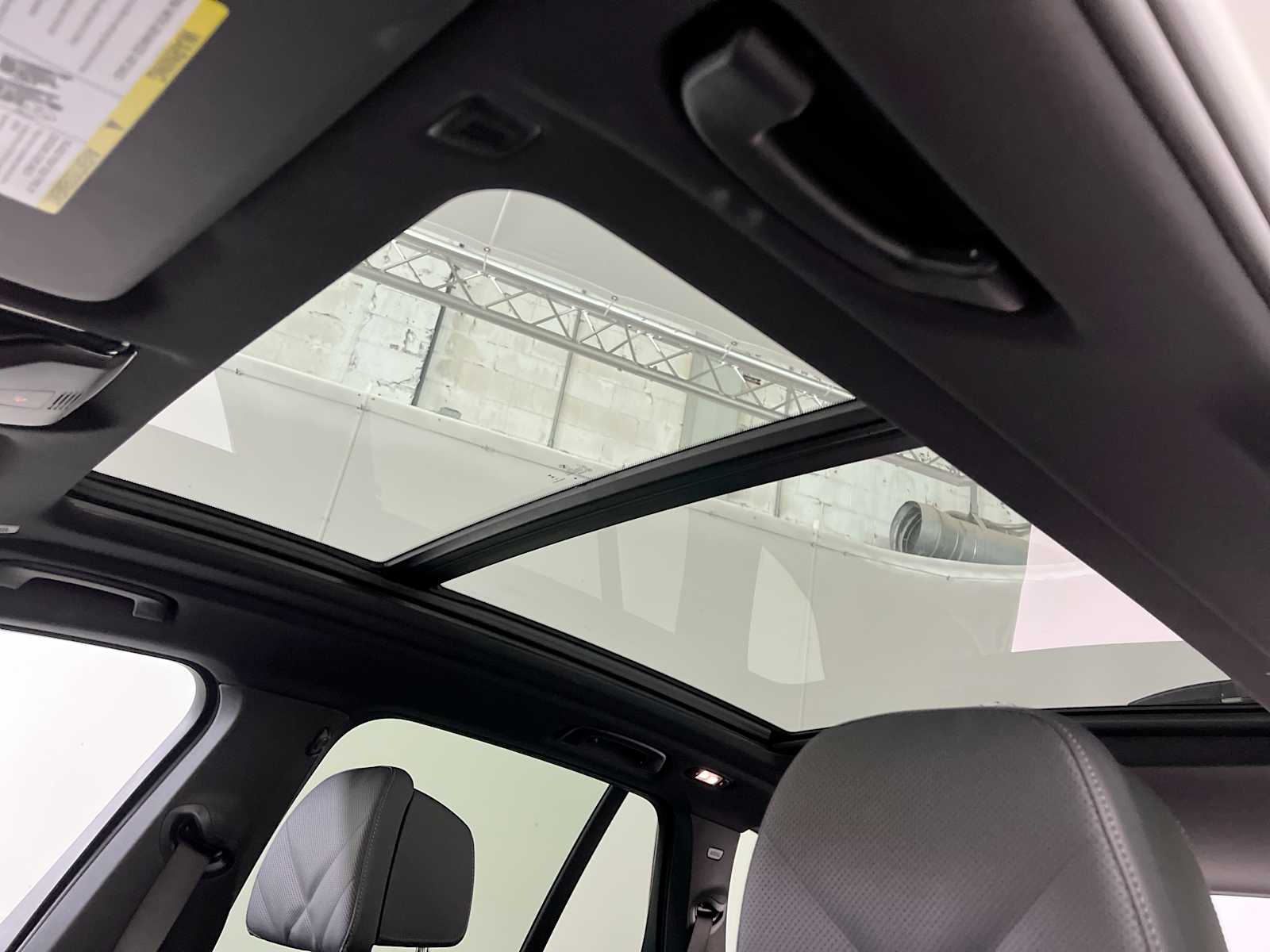 Thumbnail: 2026 BMW X5 - 16