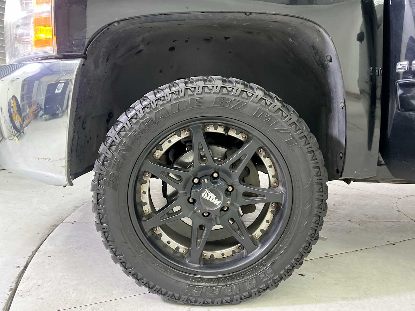 Thumbnail: 2013 Chevrolet Silverado 1500 - 18