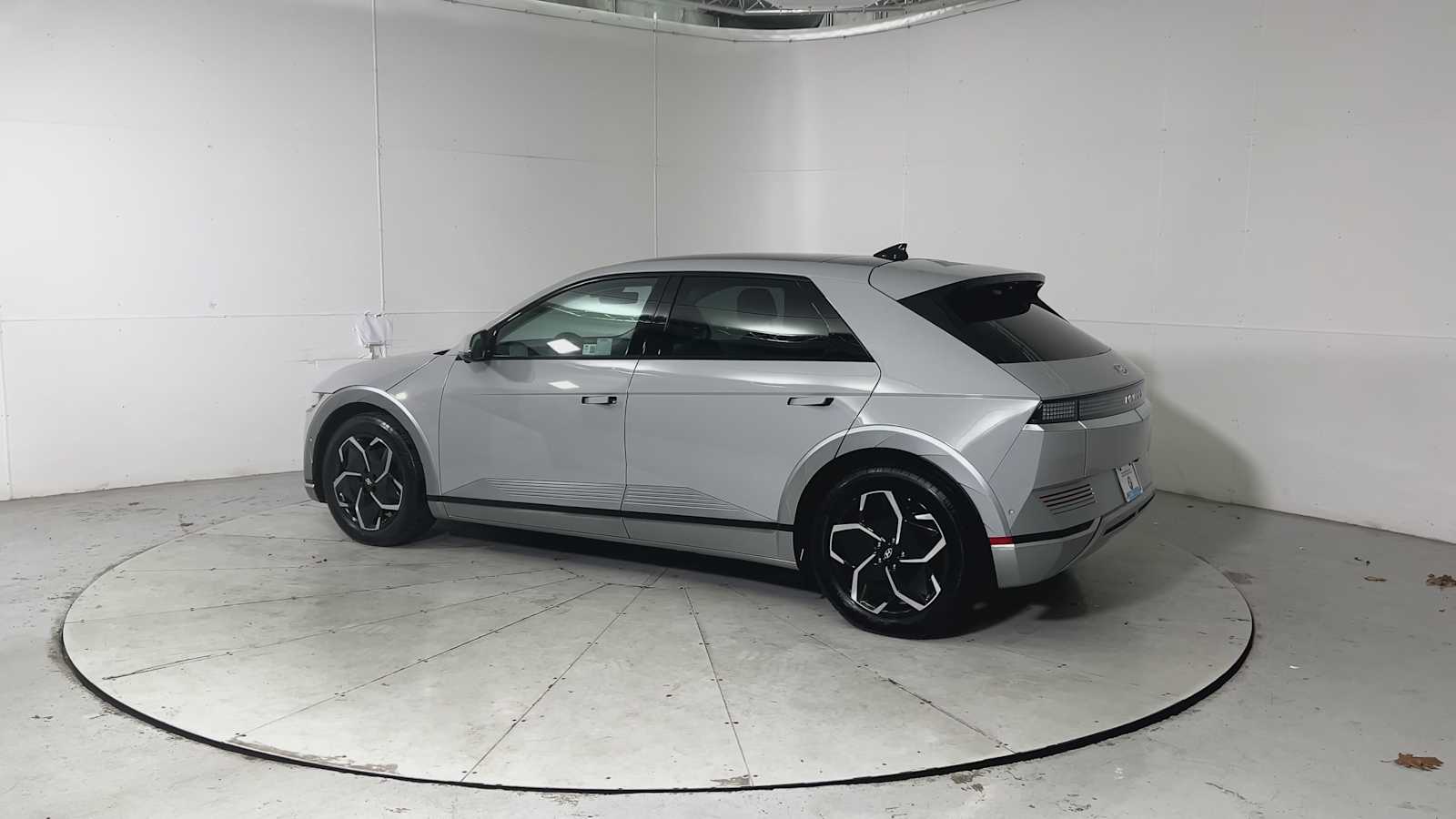 2024 Hyundai Ioniq 5 Limited photo 4