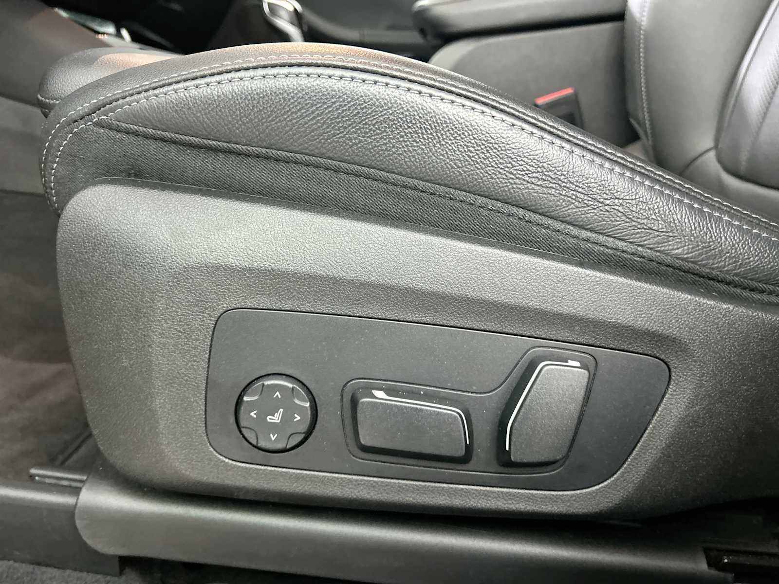 Thumbnail: 2024 BMW X3 - 14