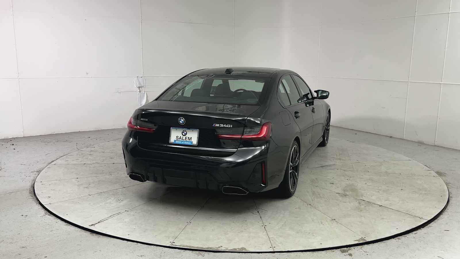 Thumbnail: 2026 BMW 3 Series - 9