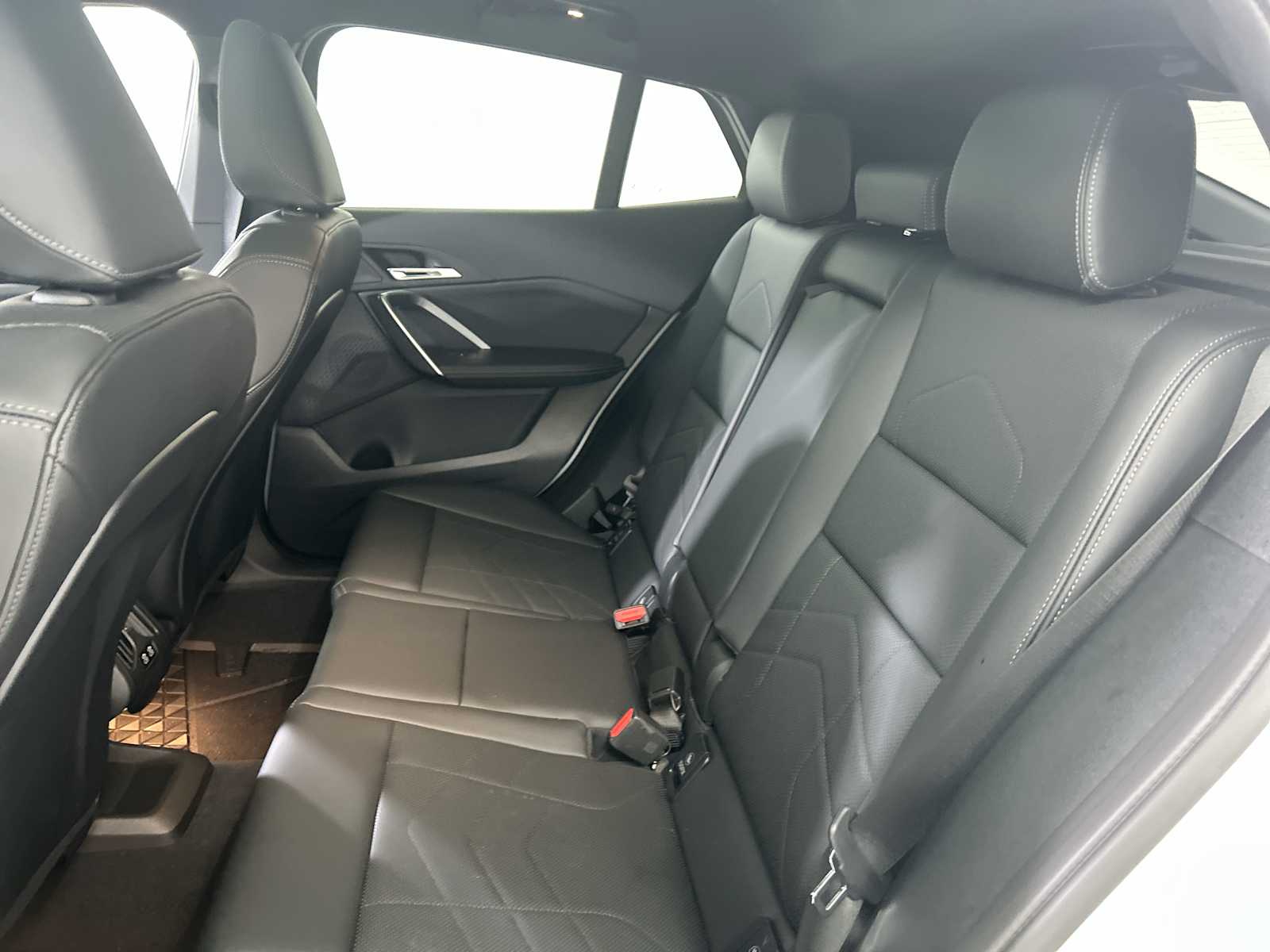 Thumbnail: 2025 BMW X2 - 24