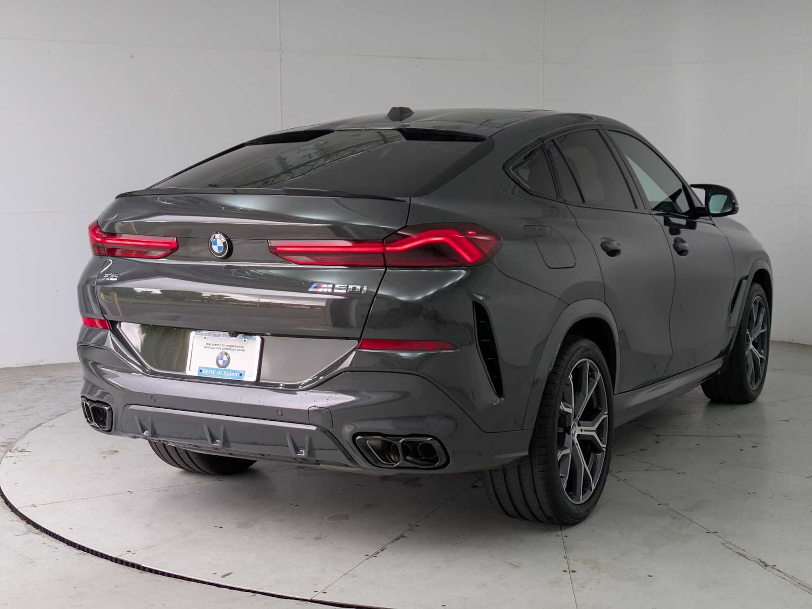 2026 BMW X6 M60i 5