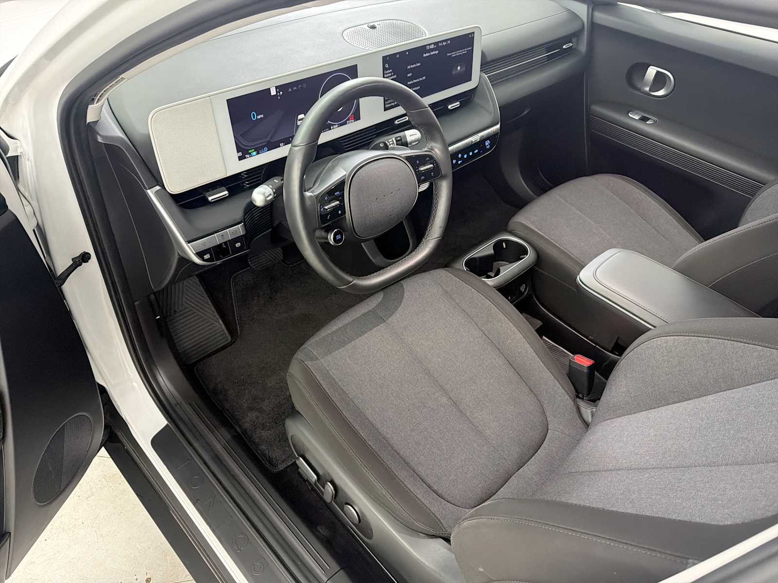 Thumbnail: 2024 Hyundai Ioniq 5 - 11