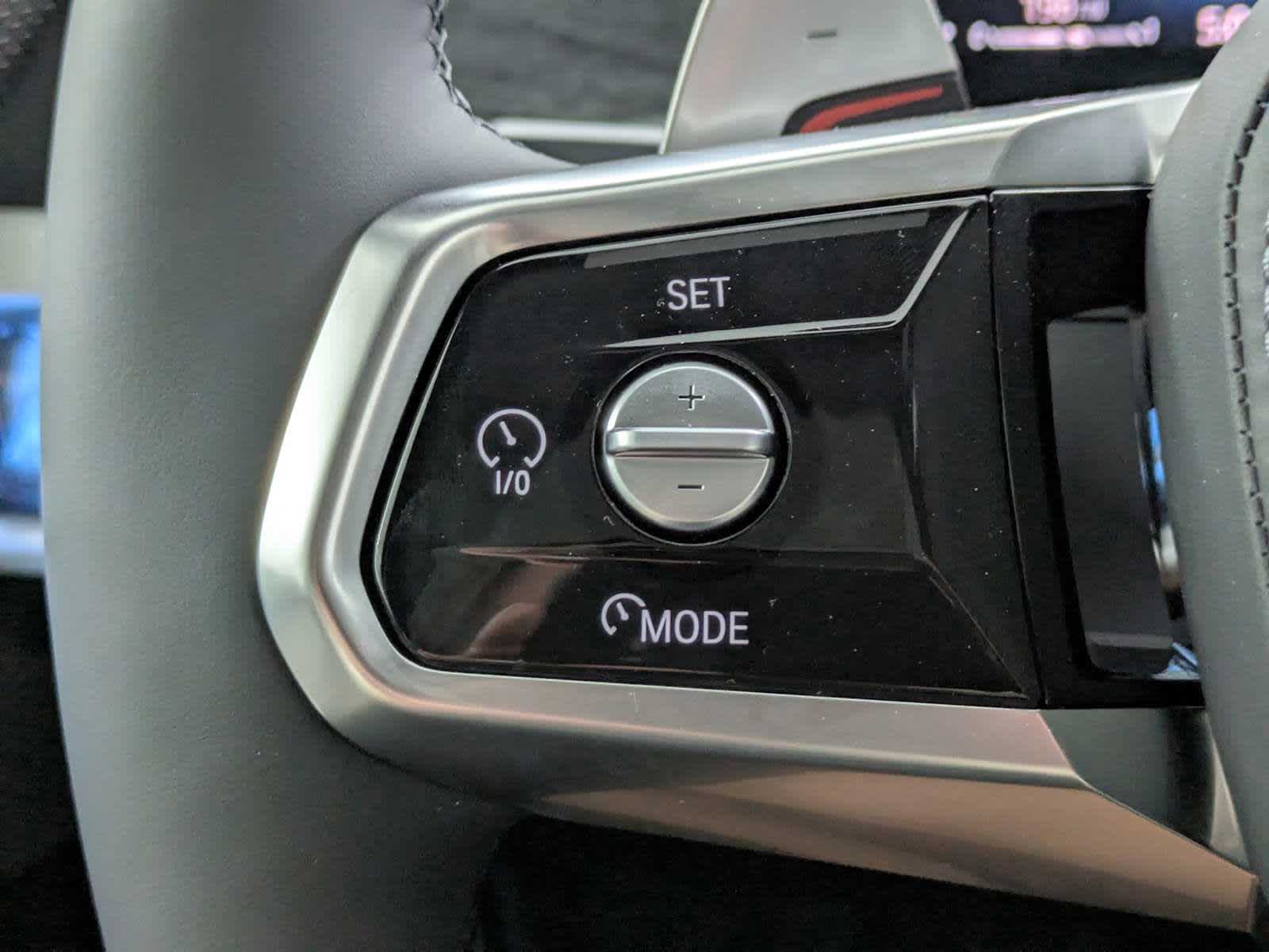 Thumbnail: 2025 BMW 7 Series - 26