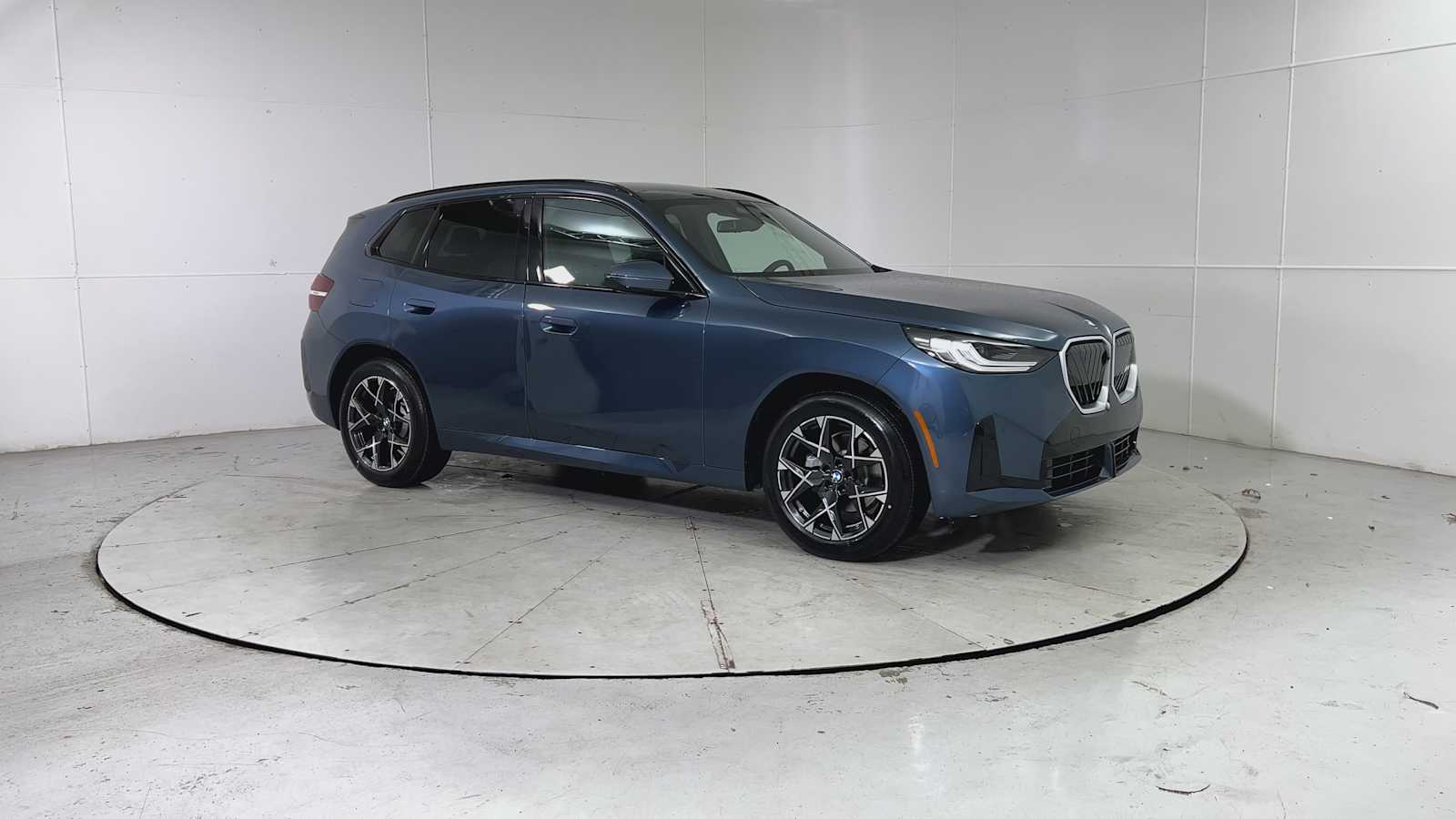 Thumbnail: 2026 BMW X3 - 8