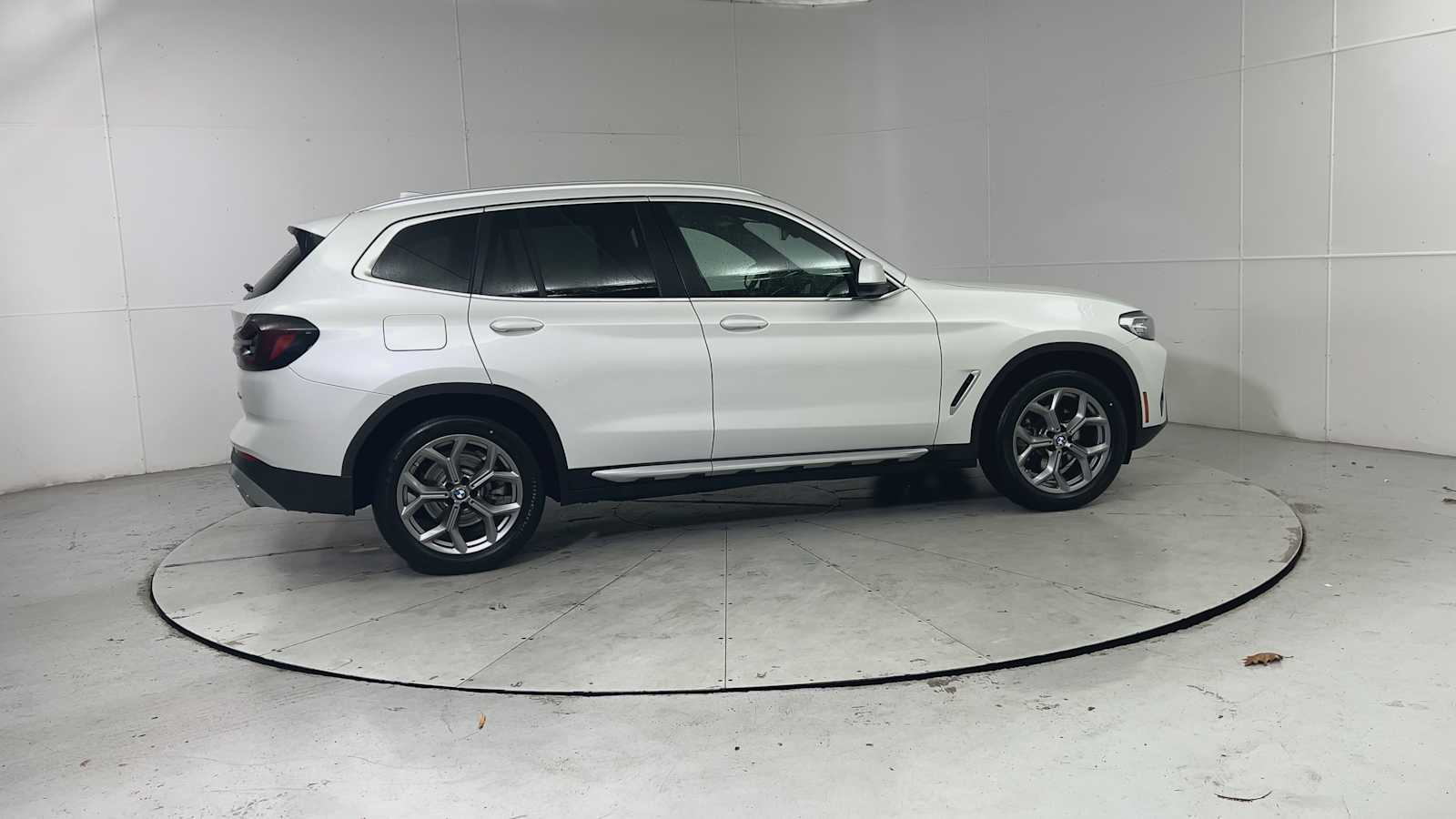 Thumbnail: 2024 BMW X3 - 8