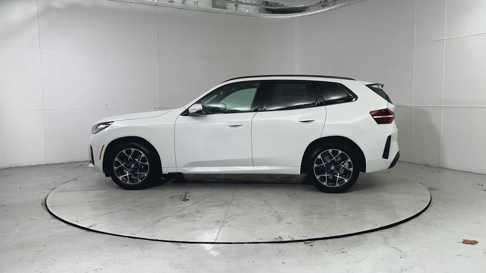 Thumbnail: 2026 BMW X3 - 5