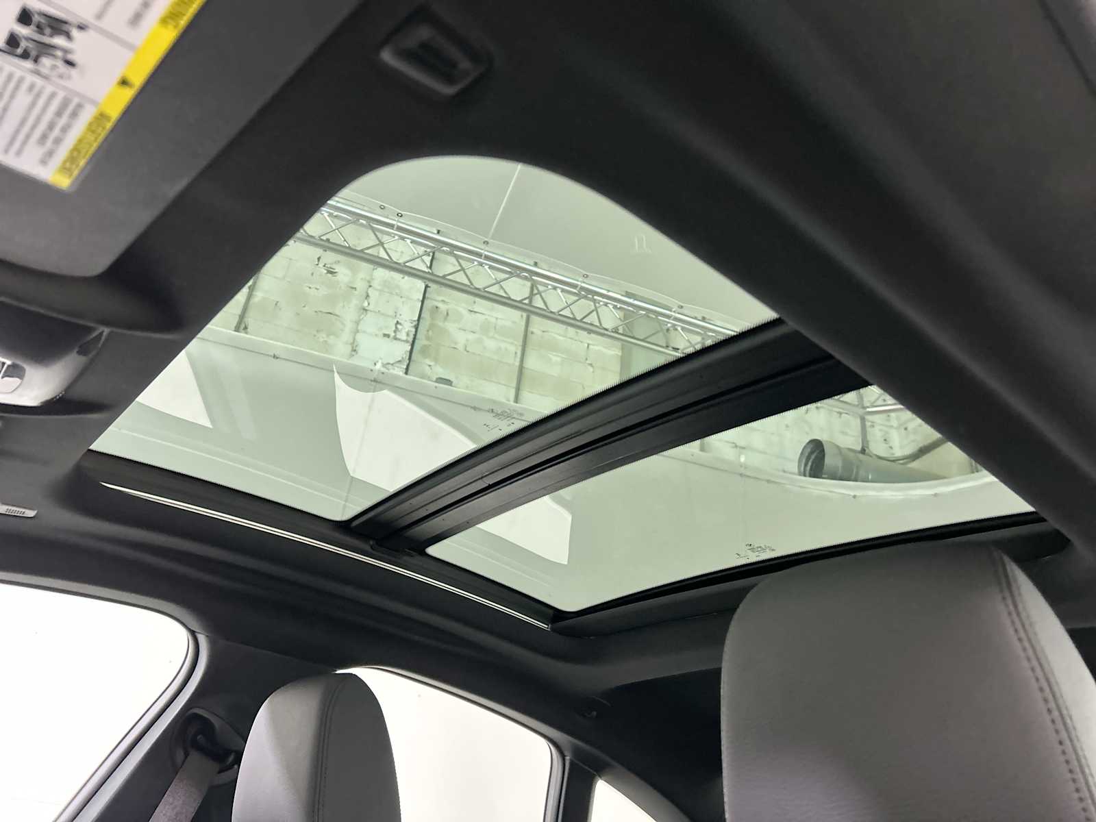 Thumbnail: 2024 BMW 2 Series - 16