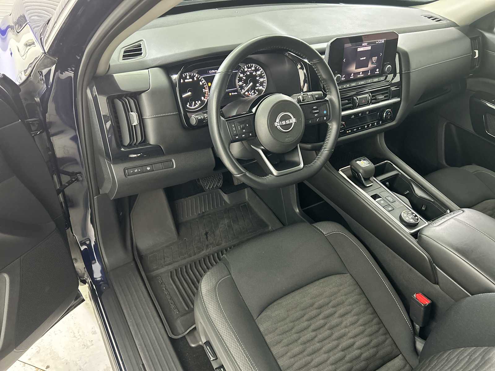 Thumbnail: 2022 Nissan Pathfinder - 11