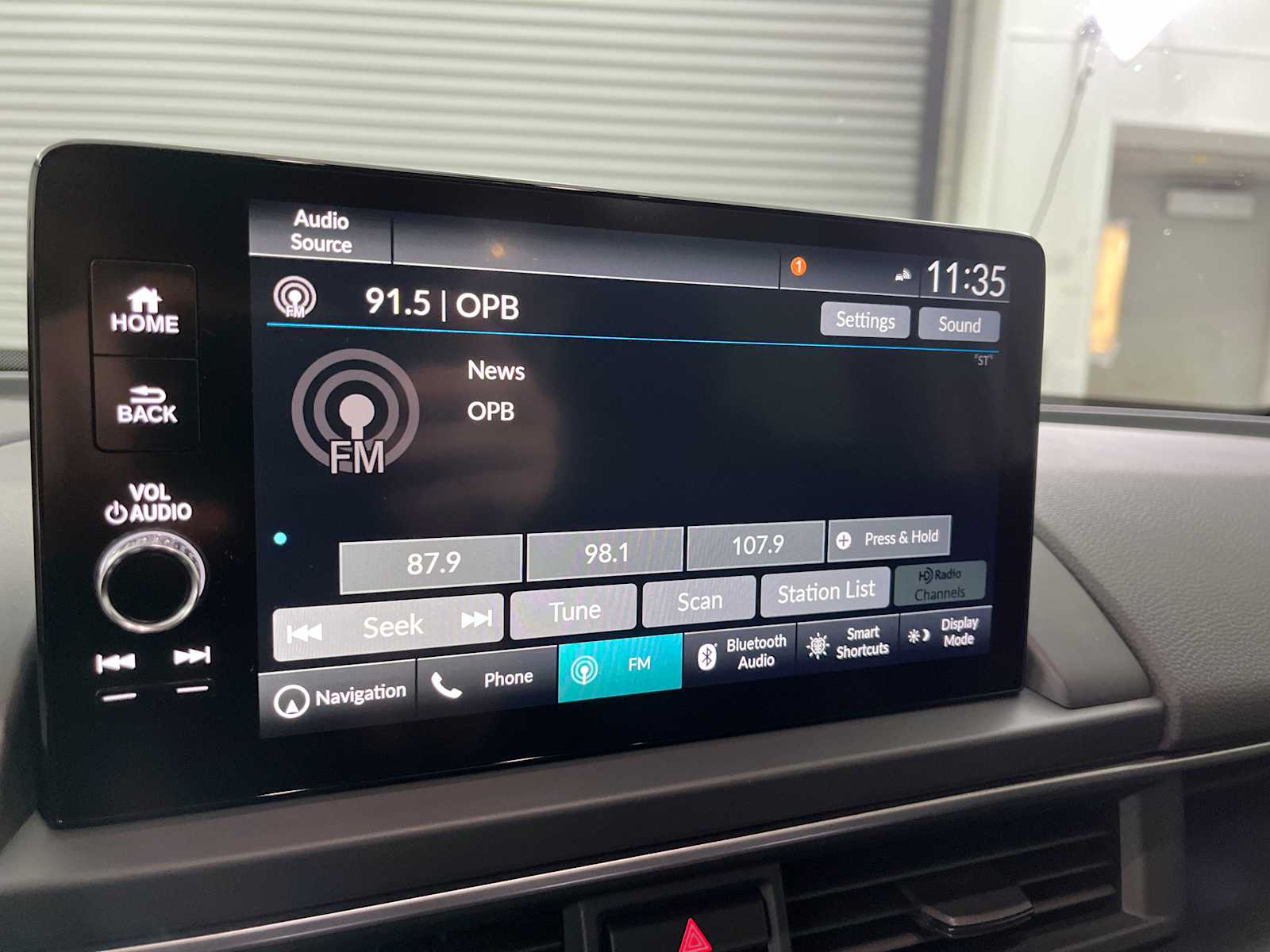 Thumbnail: 2023 Honda Pilot - 18