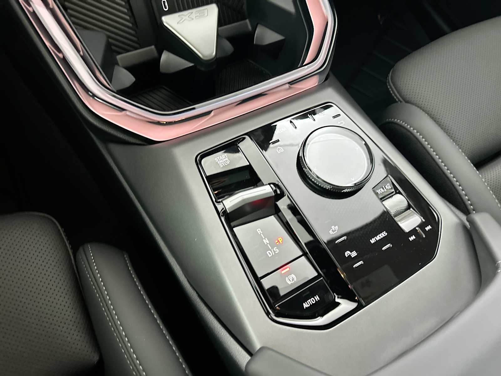 Thumbnail: 2026 BMW X3 - 22