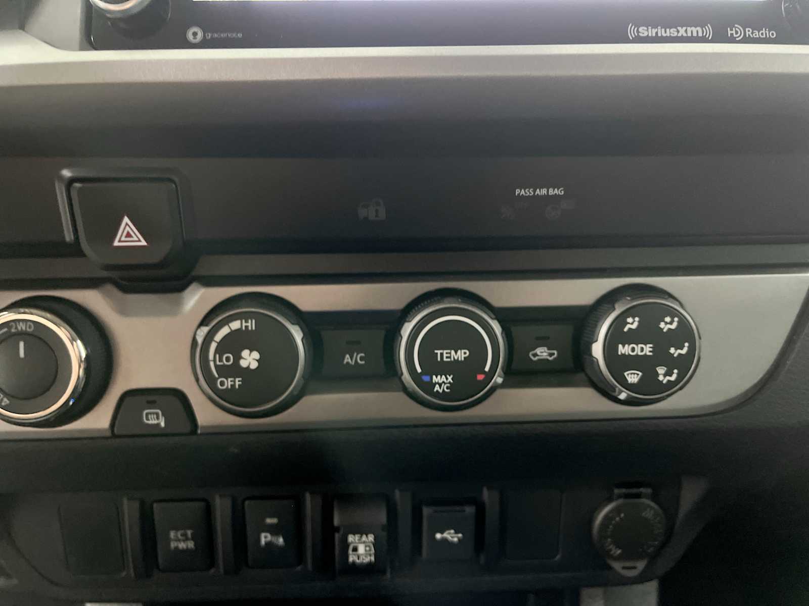 Thumbnail: 2020 Toyota Tacoma - 22