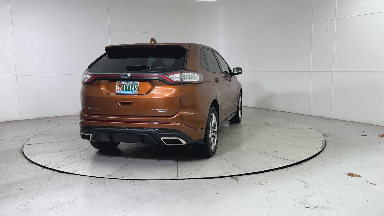 2017 Ford Edge Sport photo 2