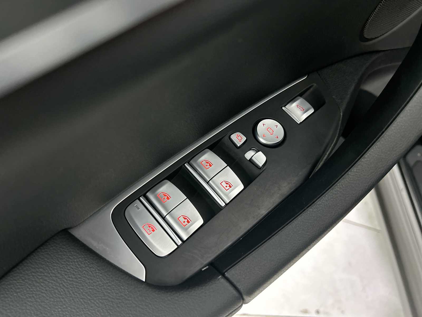 Thumbnail: 2024 BMW X3 - 15