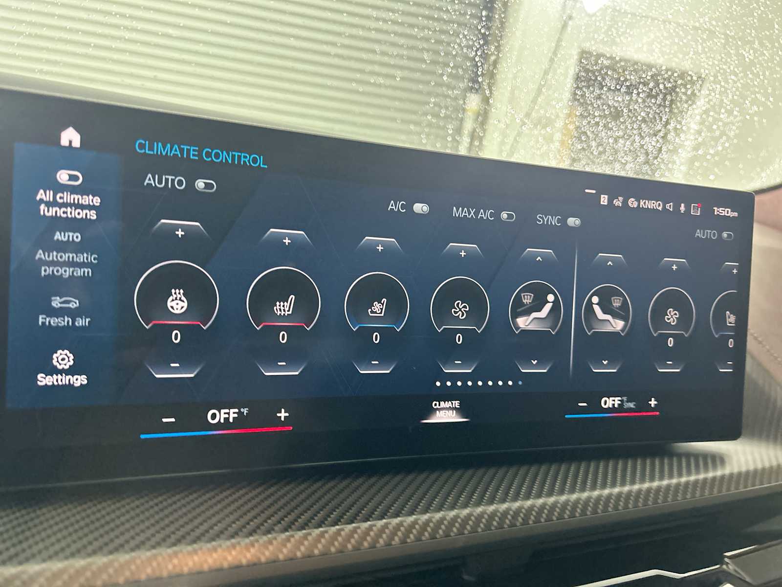 Thumbnail: 2023 BMW XM - 17