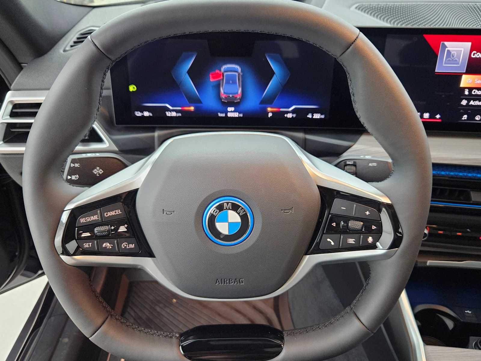 2025 BMW i4 xDrive40 24