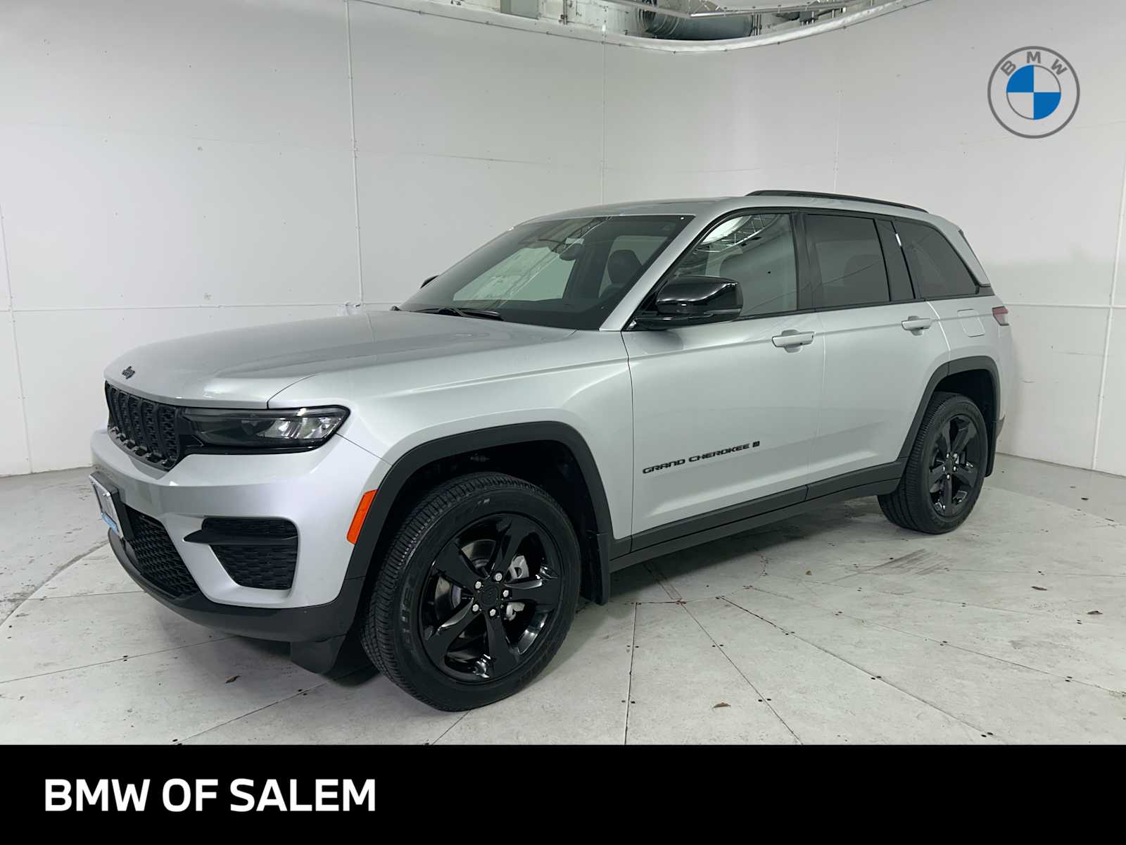 2023 Jeep Grand Cherokee Altitude's photo