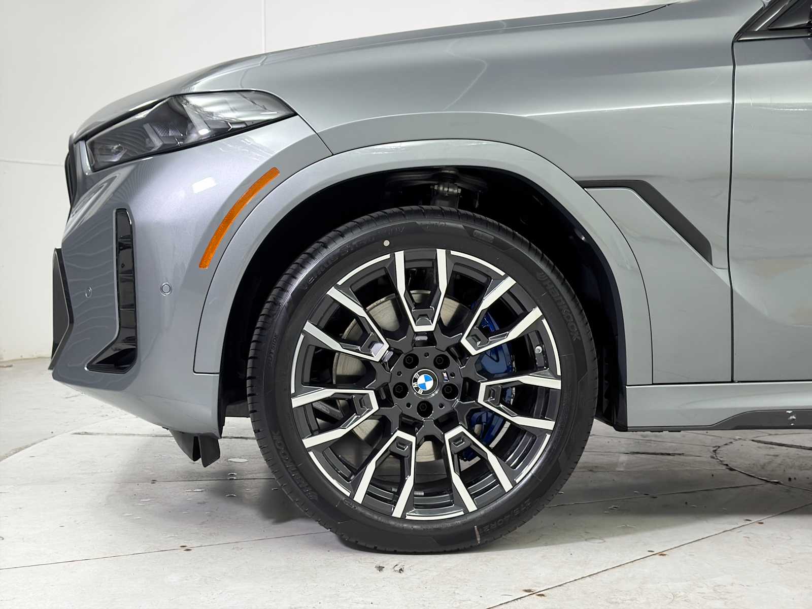 Thumbnail: 2026 BMW X6 - 19