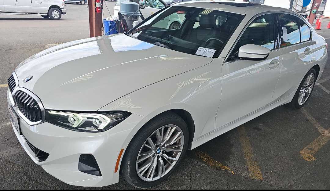 Thumbnail: 2024 BMW 3 Series - 1