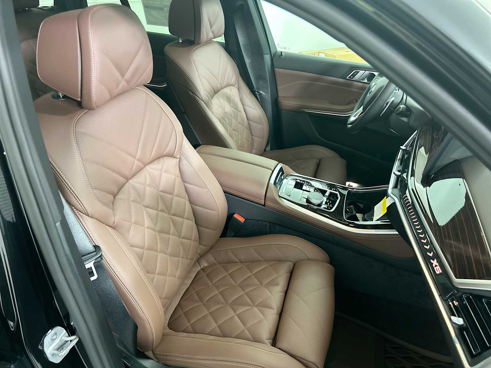 Thumbnail: 2026 BMW X5 - 26