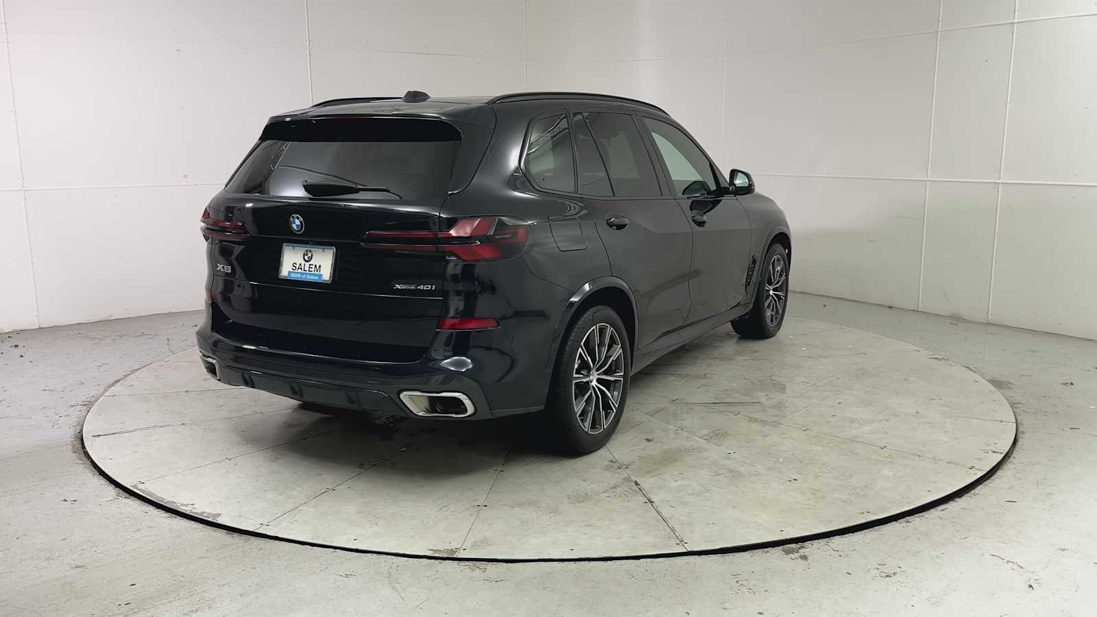 Thumbnail: 2026 BMW X5 - 2