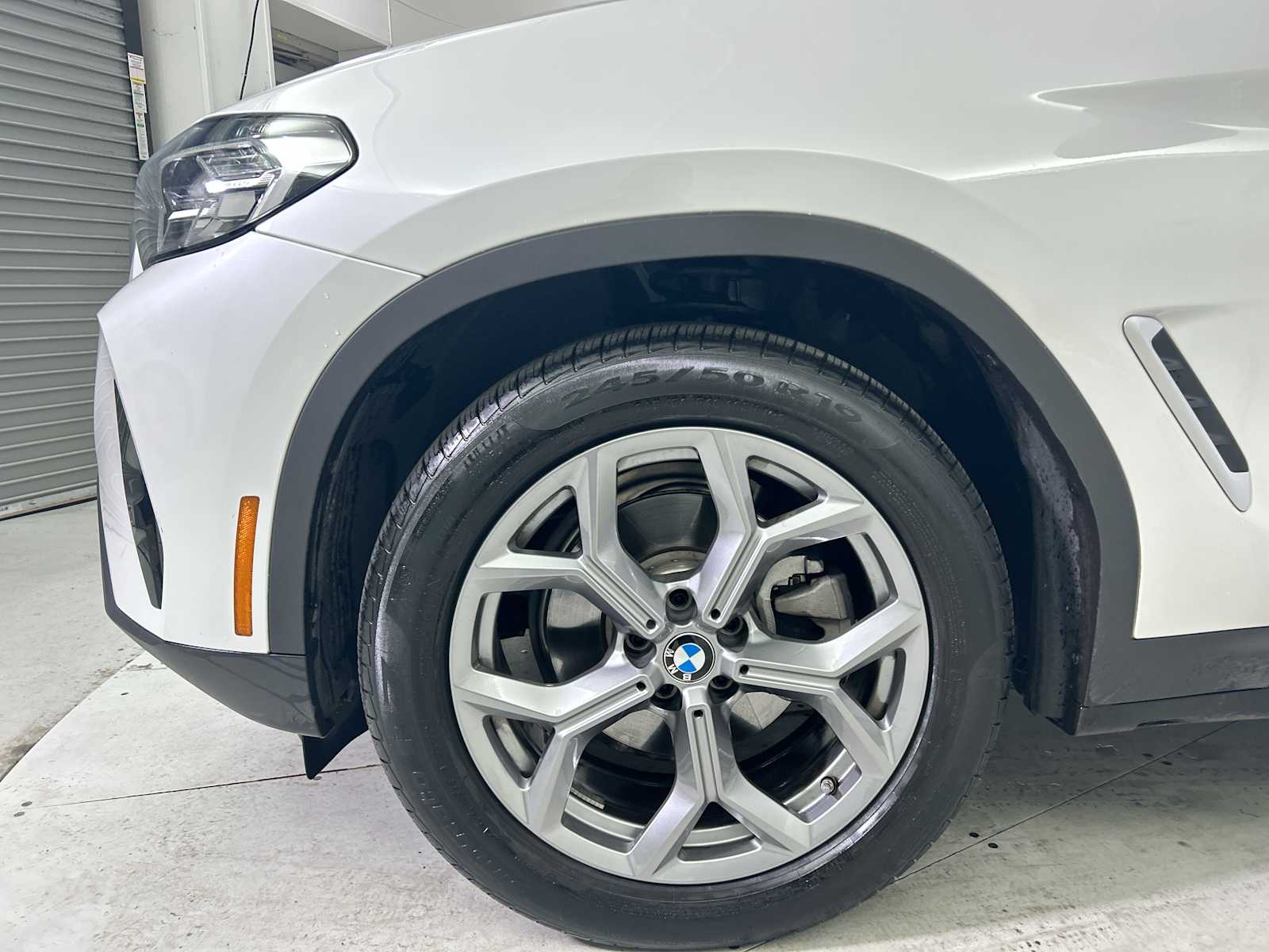 Thumbnail: 2025 BMW X4 - 19