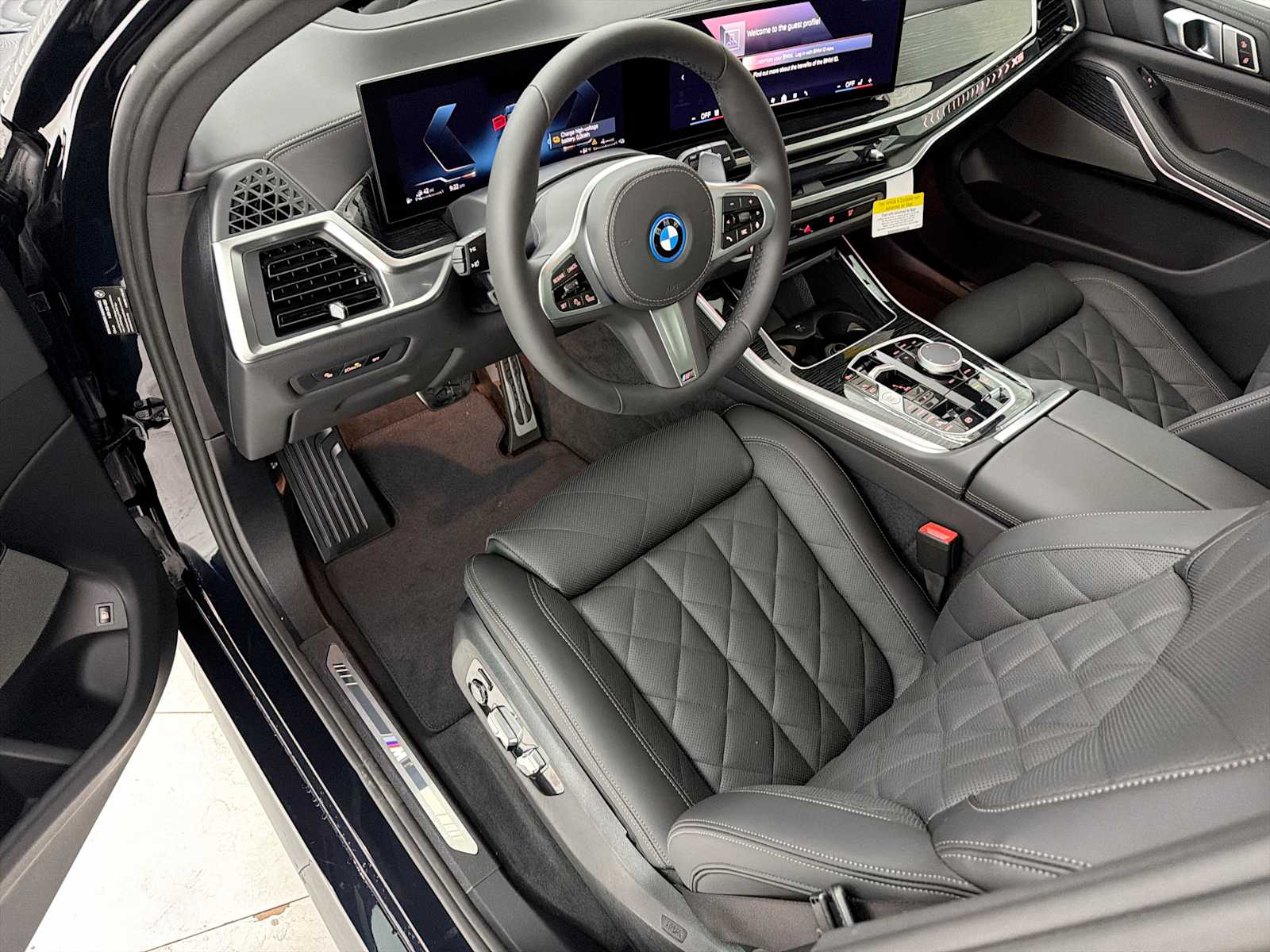 Thumbnail: 2026 BMW X5 - 10