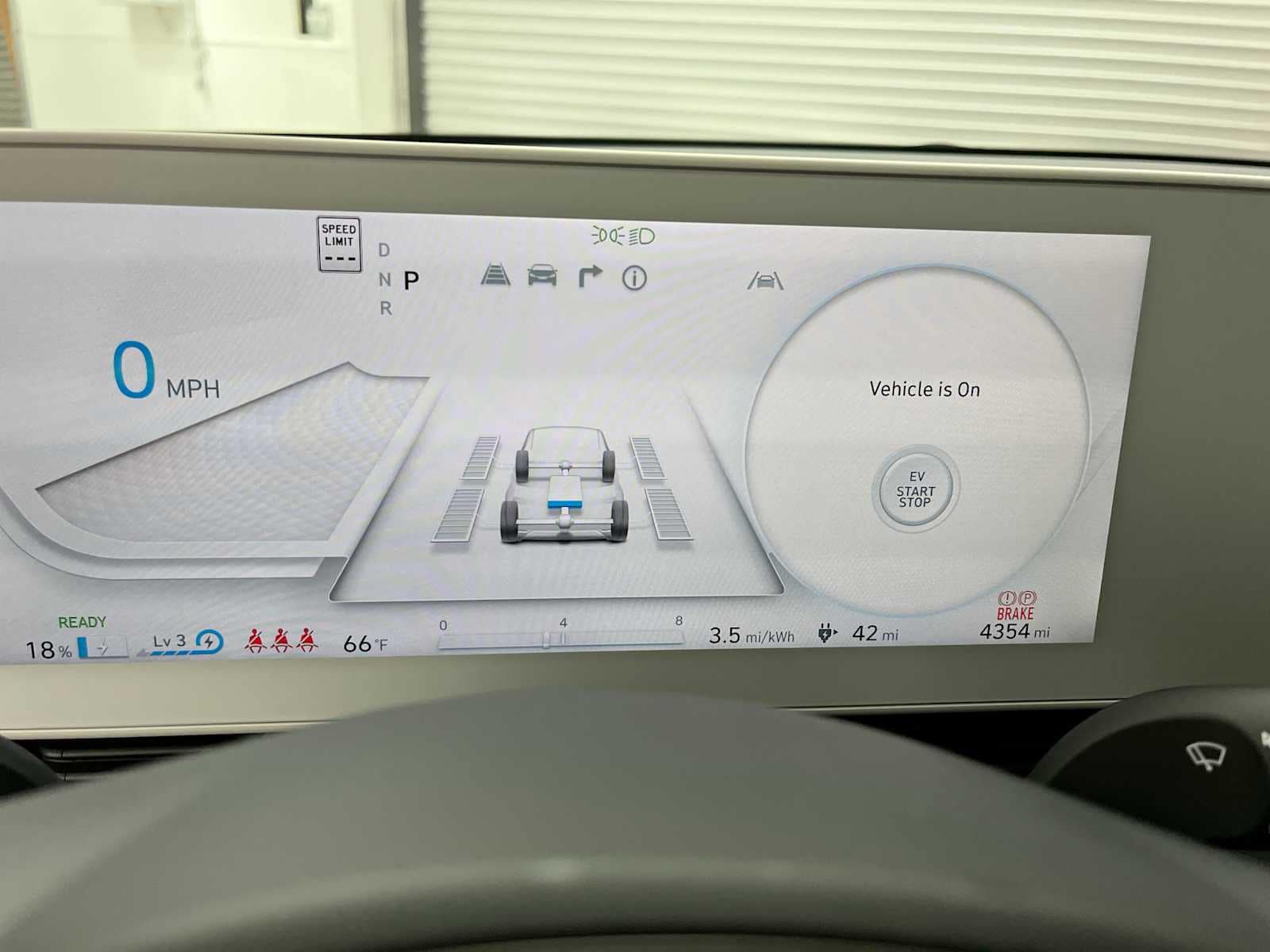 Thumbnail: 2024 Hyundai Ioniq 5 - 16