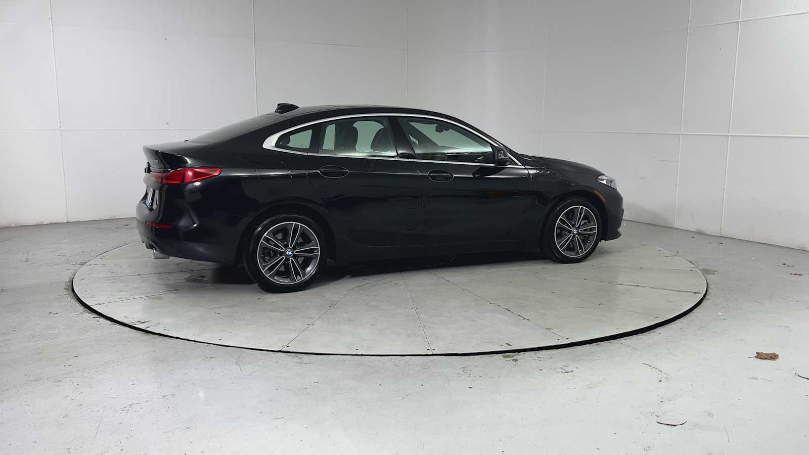 Thumbnail: 2024 BMW 2 Series - 9