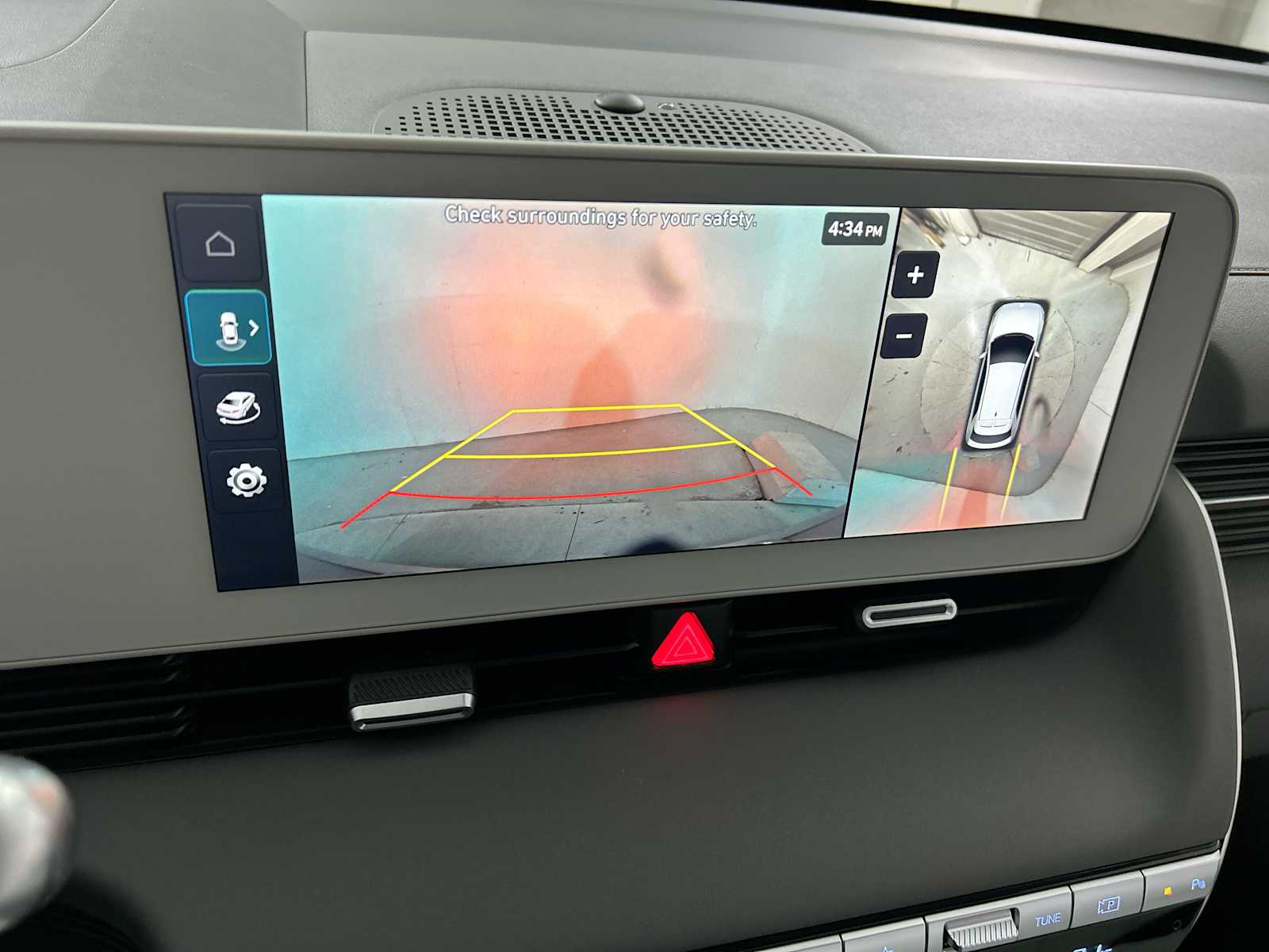 Thumbnail: 2024 Hyundai Ioniq 5 - 24