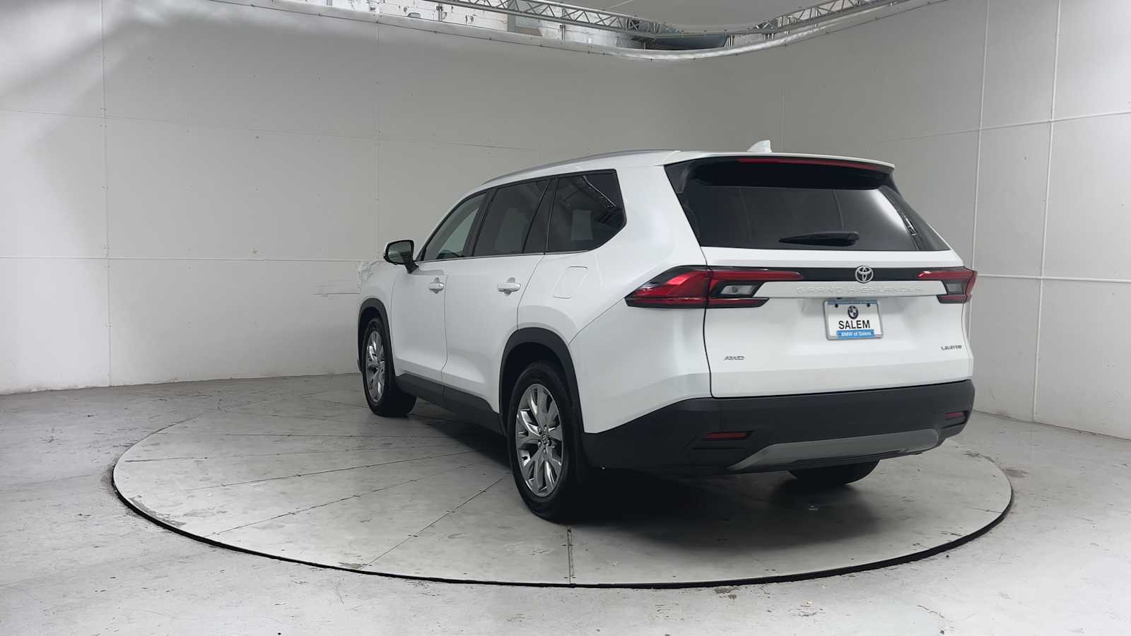 Thumbnail: 2024 Toyota Grand Highlander - 3