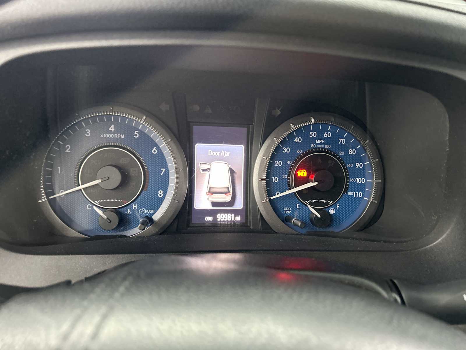 Thumbnail: 2017 Toyota Sienna - 10