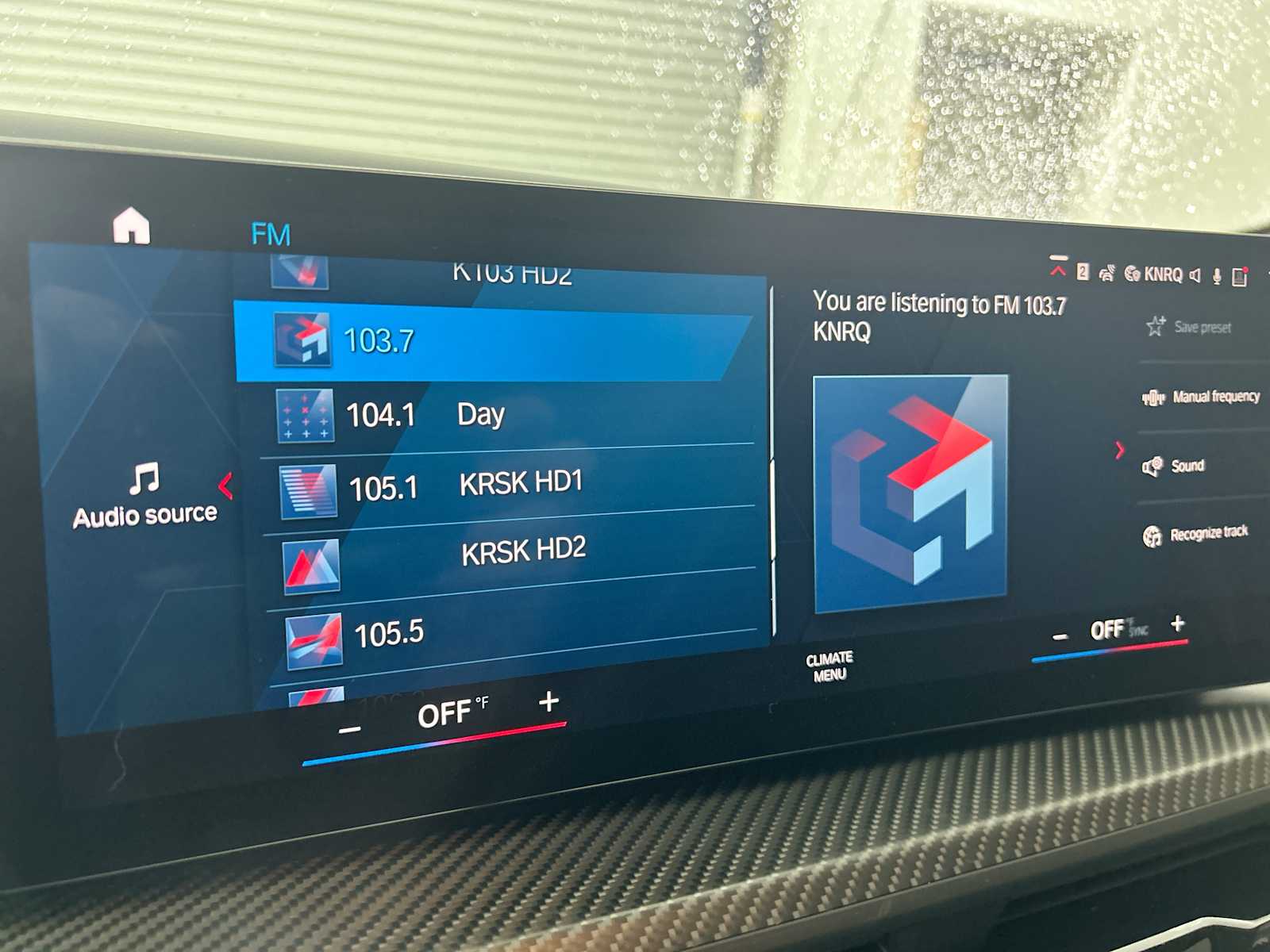 Thumbnail: 2023 BMW XM - 12