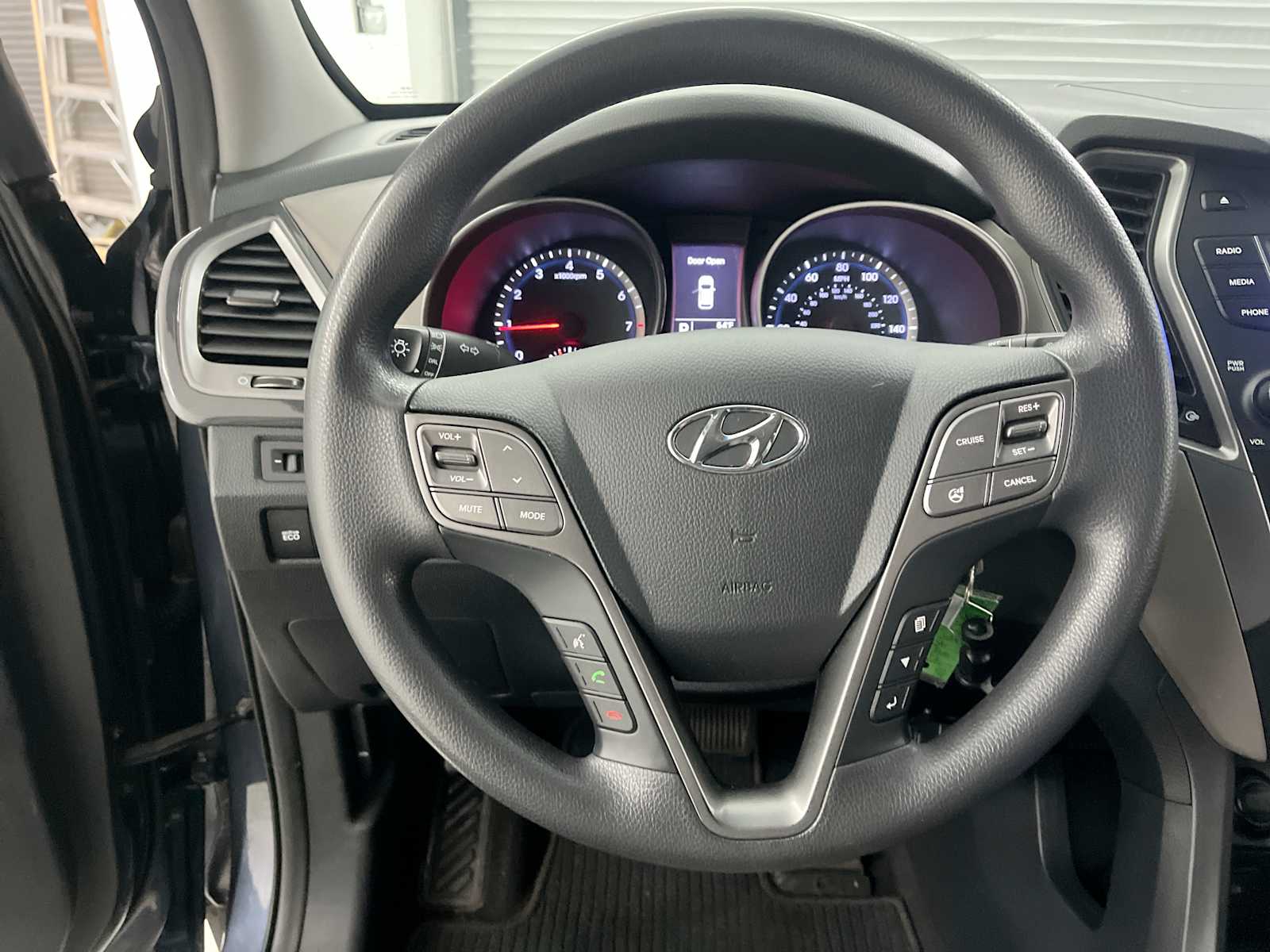 Thumbnail: 2015 Hyundai Santa Fe - 11