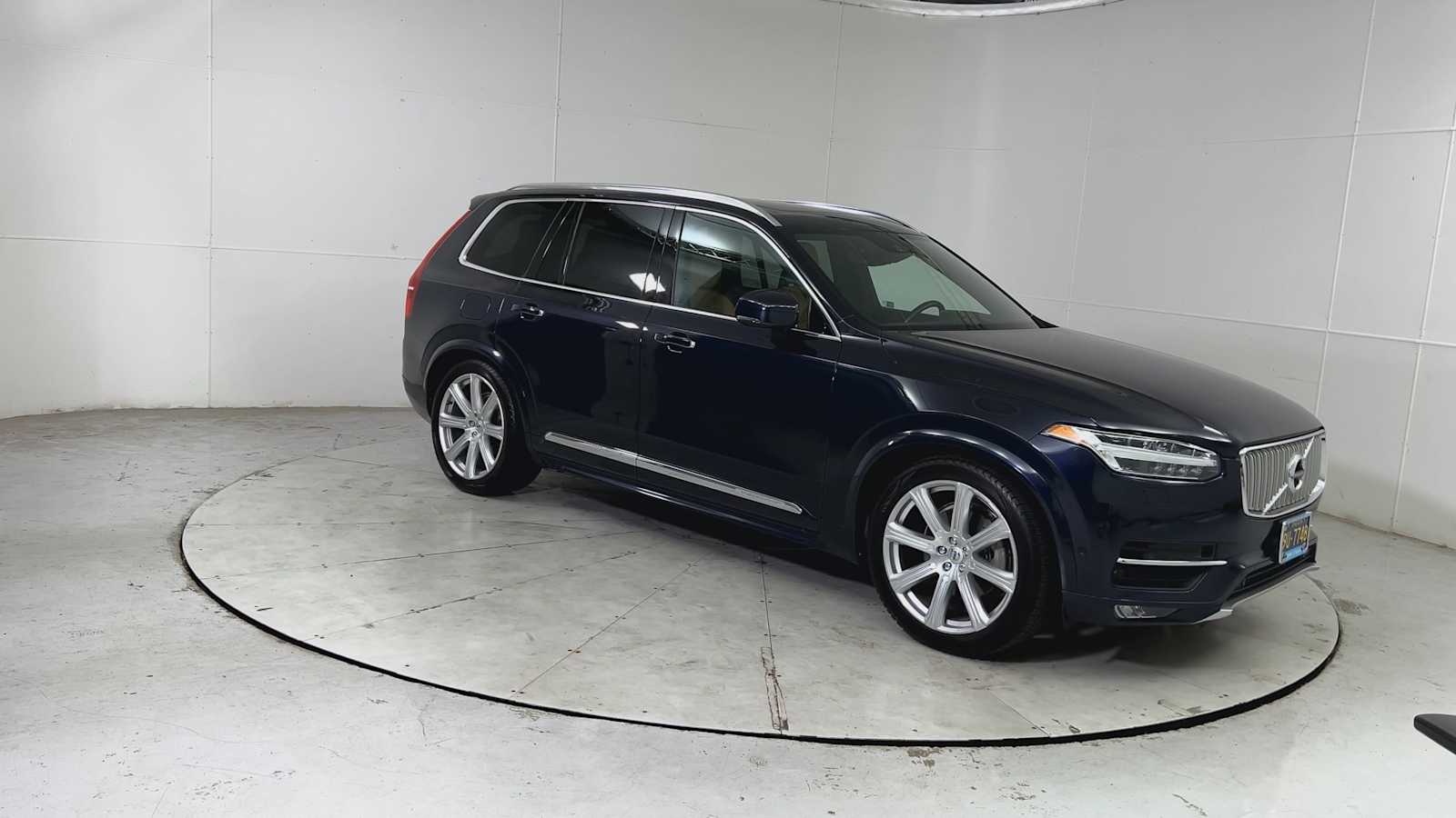 Thumbnail: 2017 Volvo XC90 - 8