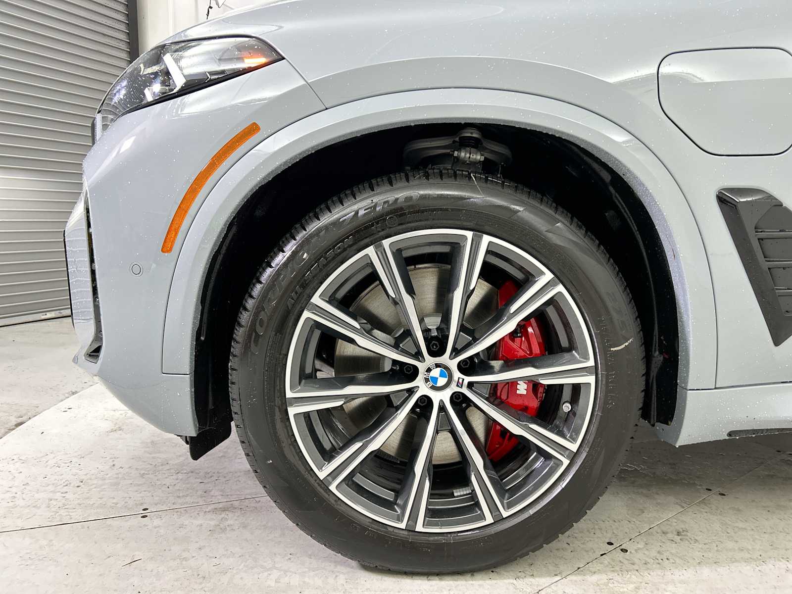 Thumbnail: 2026 BMW X5 - 19