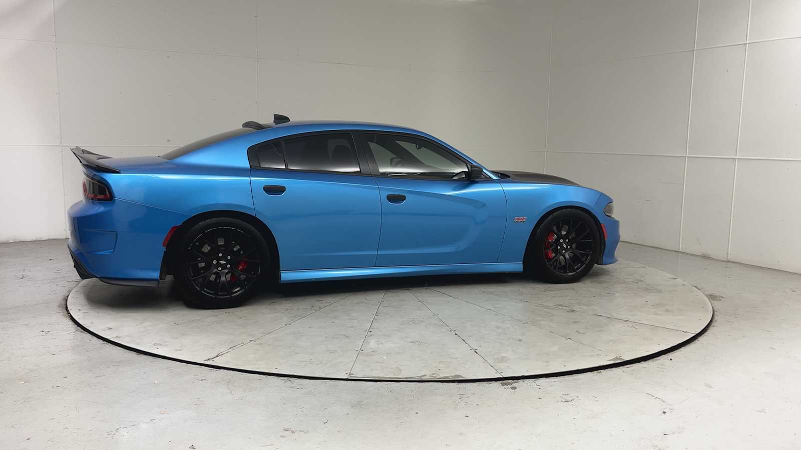 Thumbnail: 2018 Dodge Charger - 9