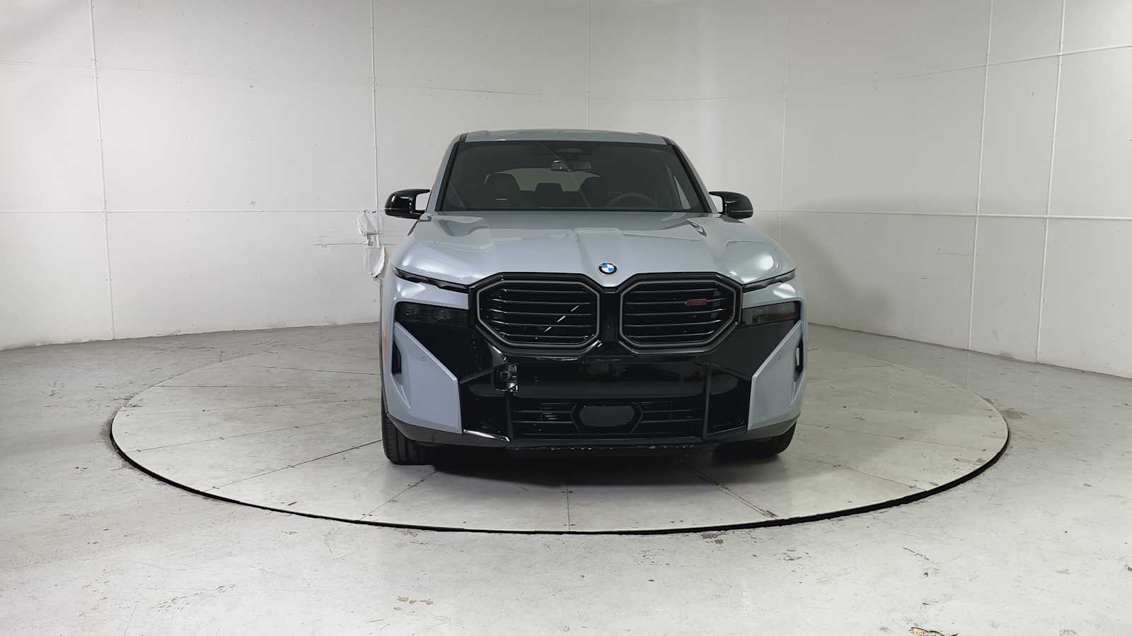 Thumbnail: 2026 BMW XM - 7