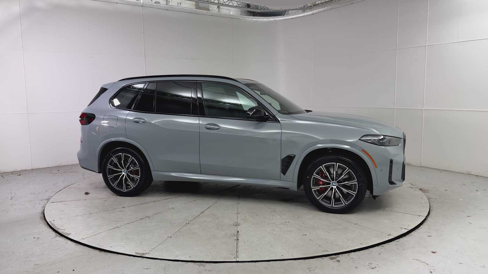 Thumbnail: 2026 BMW X5 - 9