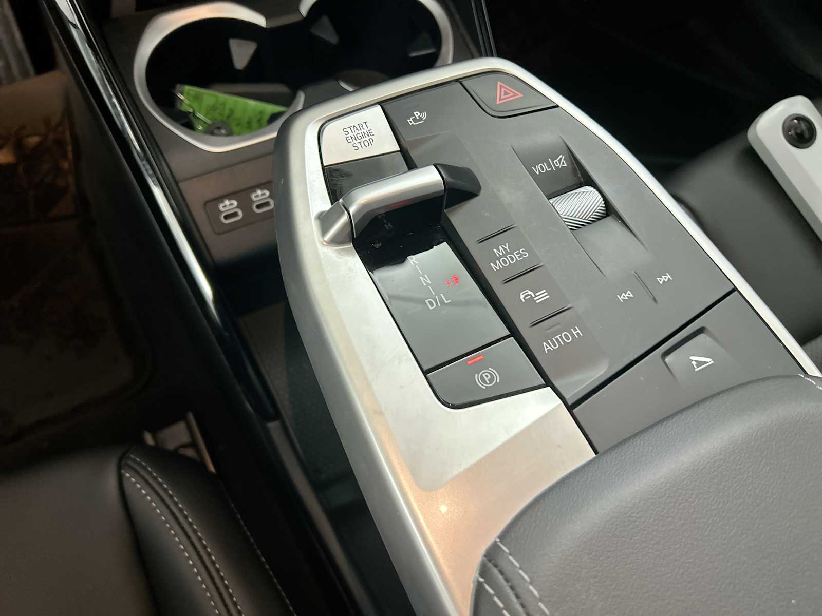 Thumbnail: 2025 BMW X2 - 21