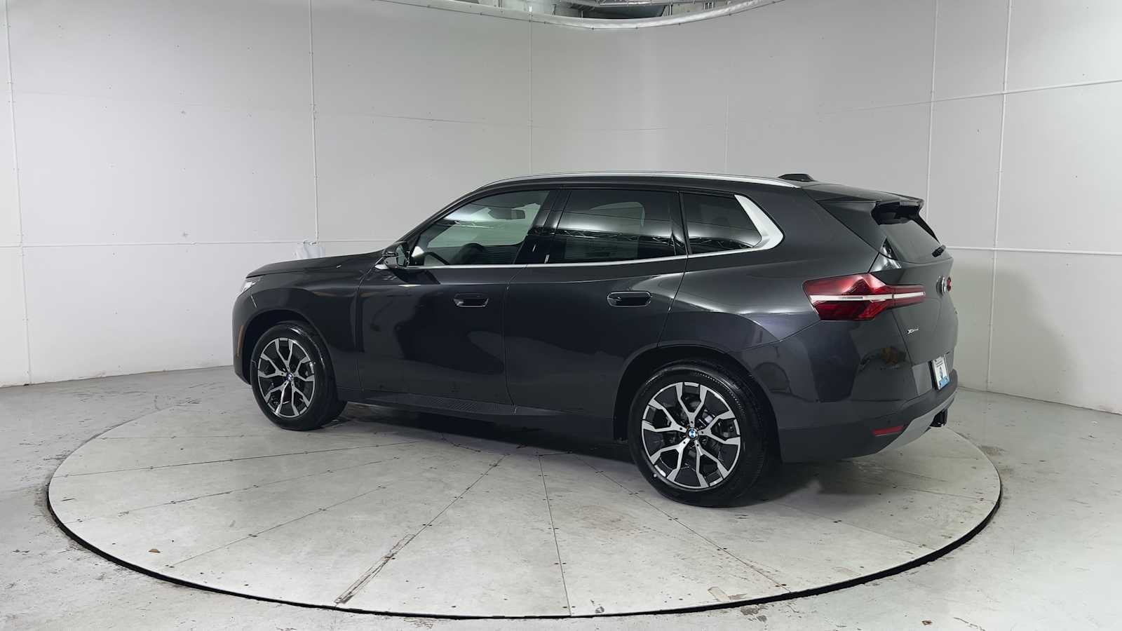 Thumbnail: 2026 BMW X3 - 4