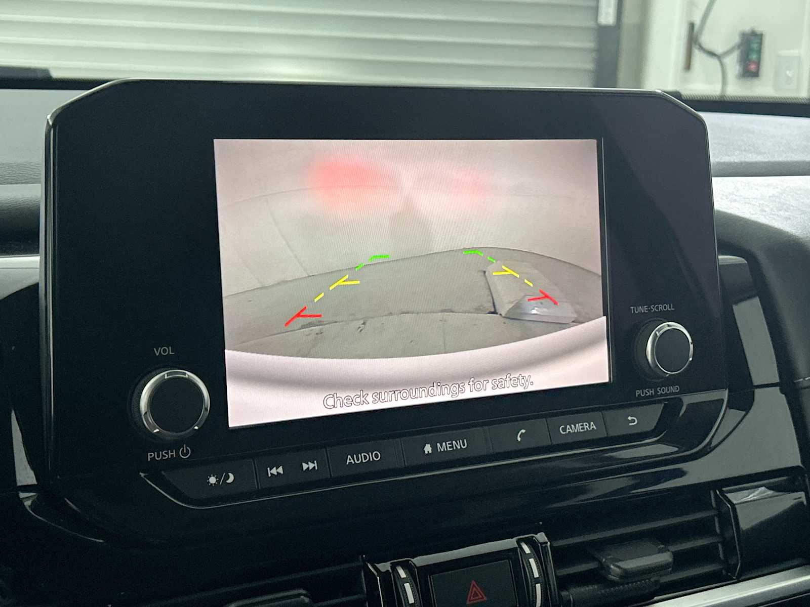 Thumbnail: 2022 Nissan Pathfinder - 22