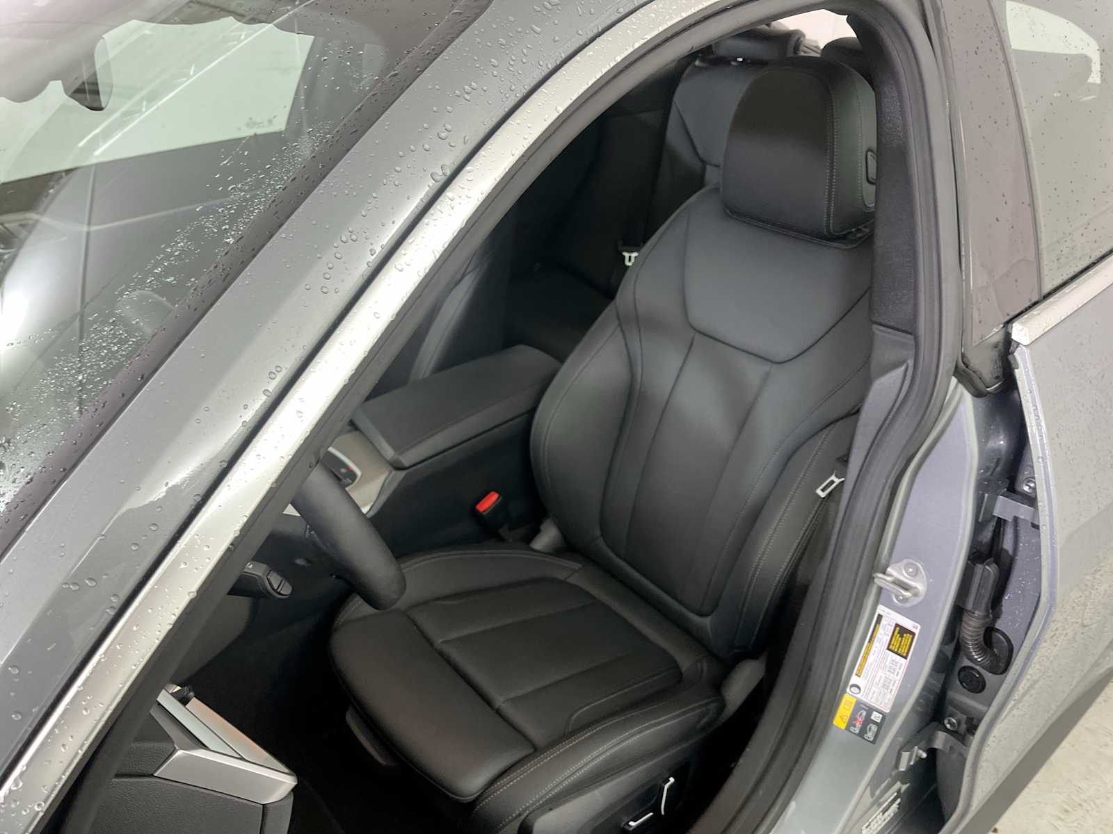 Thumbnail: 2025 BMW i4 - 13