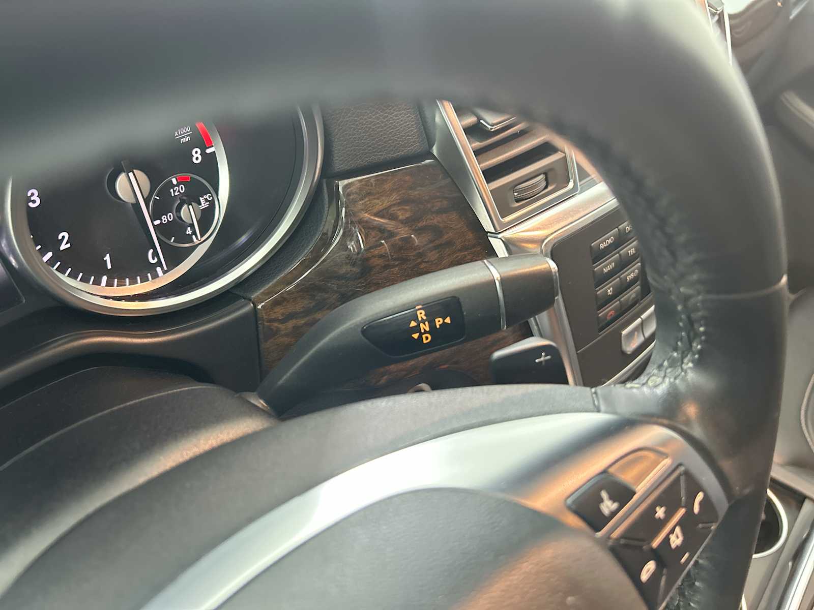 Thumbnail: 2014 Mercedes-Benz M-Class - 22