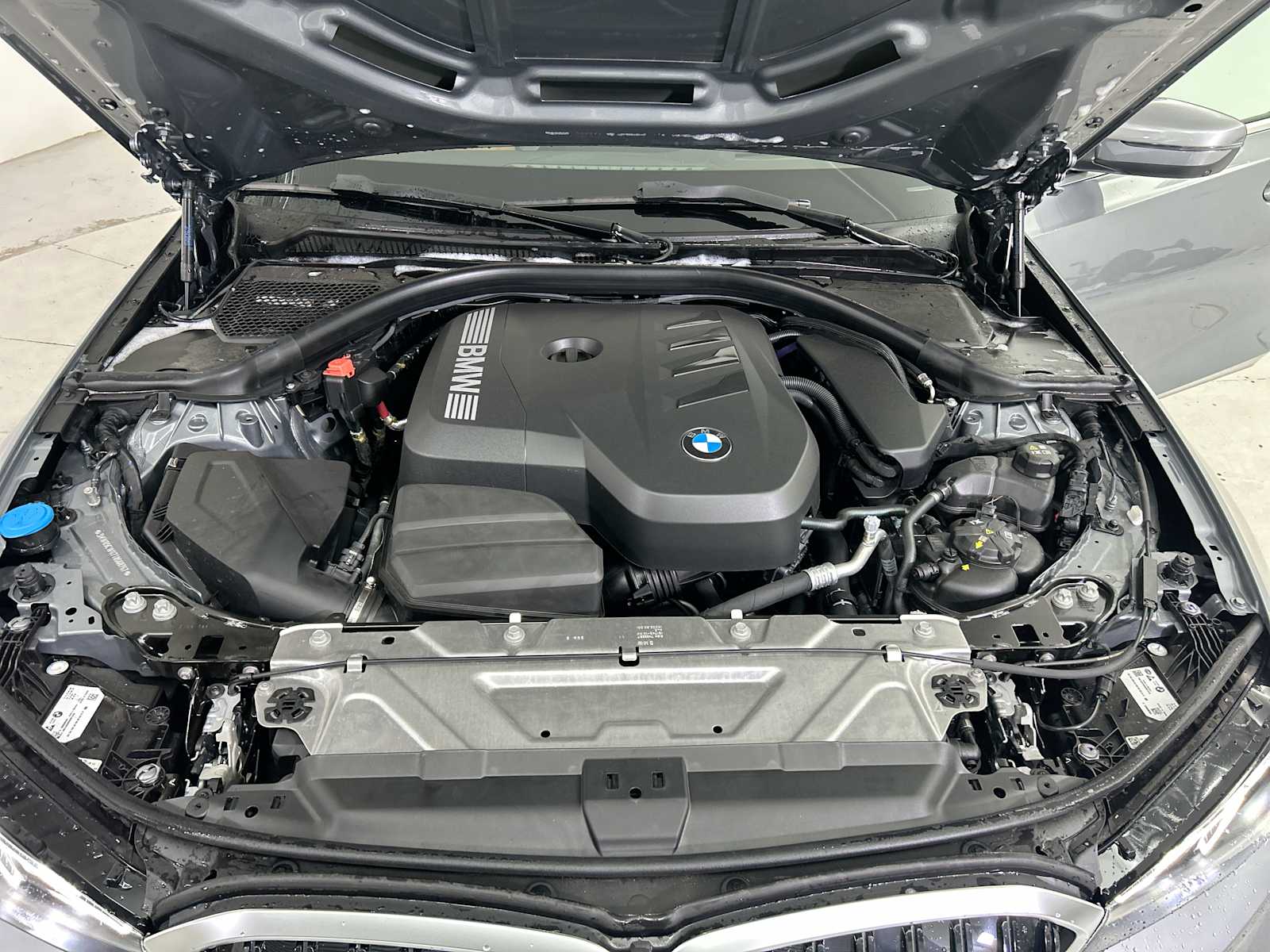 Thumbnail: 2026 BMW 3 Series - 18