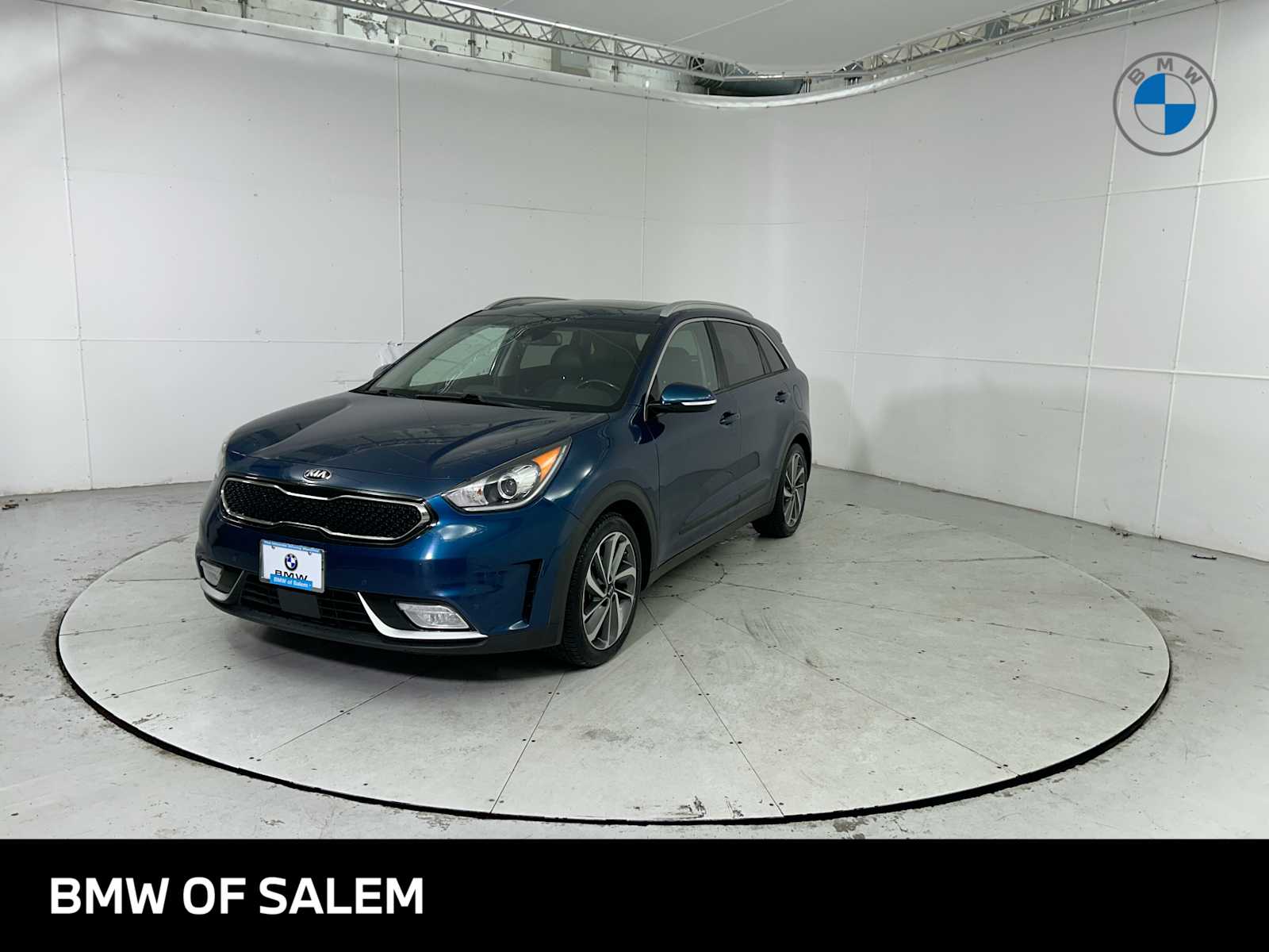 2017 Kia Niro Touring -
                  Salem, OR